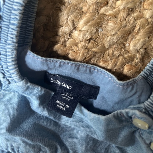 ❄️ baby gap eyelet dress - Picture 2 of 9